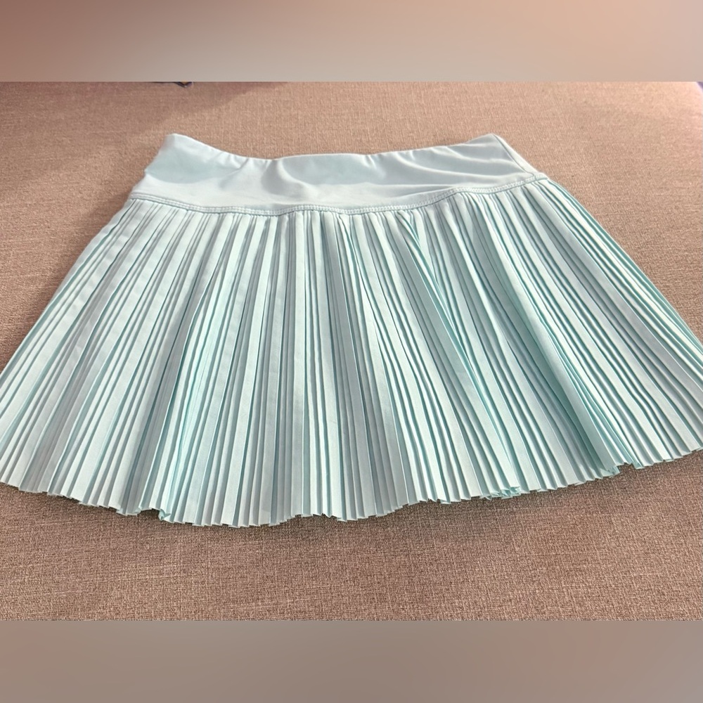 New Adidas Girls' Woven Pleated Skort-Size L- Semi‎ Flash Aqua
Color - Picture 8 of 9